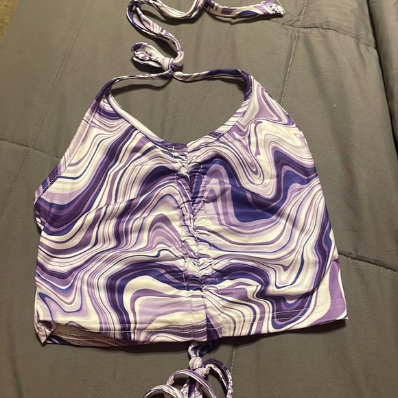 also has never been worn before - Picture 1 of 2